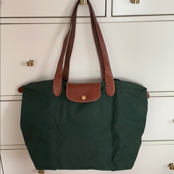 Longchamp Handbags - Longchamp le pilage tote large